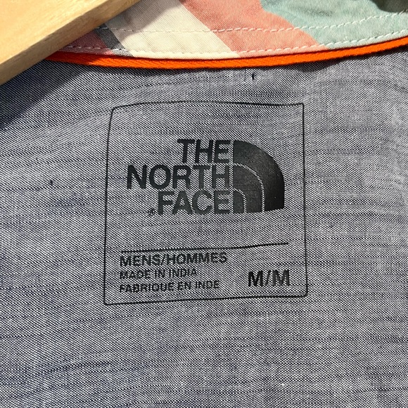 The North Face plaid button down shirt - Picture 2 of 5